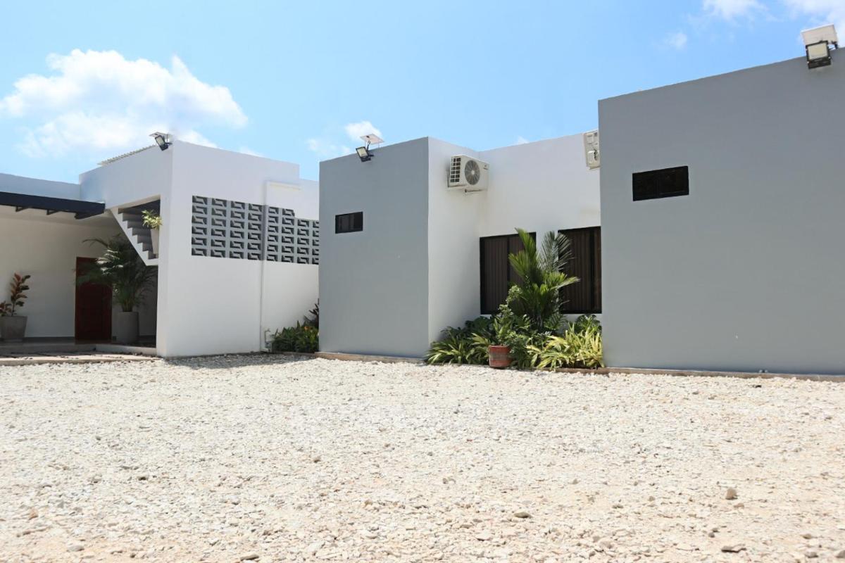 LOS NARANJOS