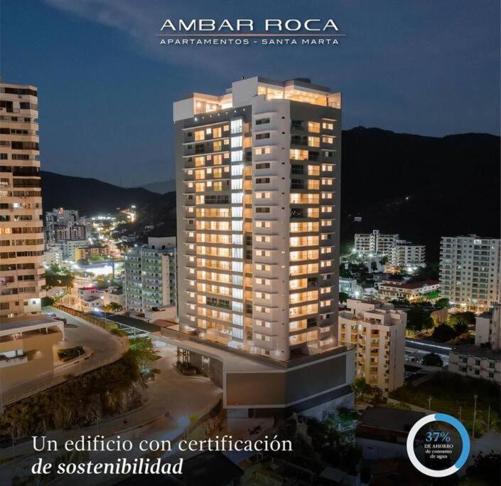 Lujoso apartamento vista al mar