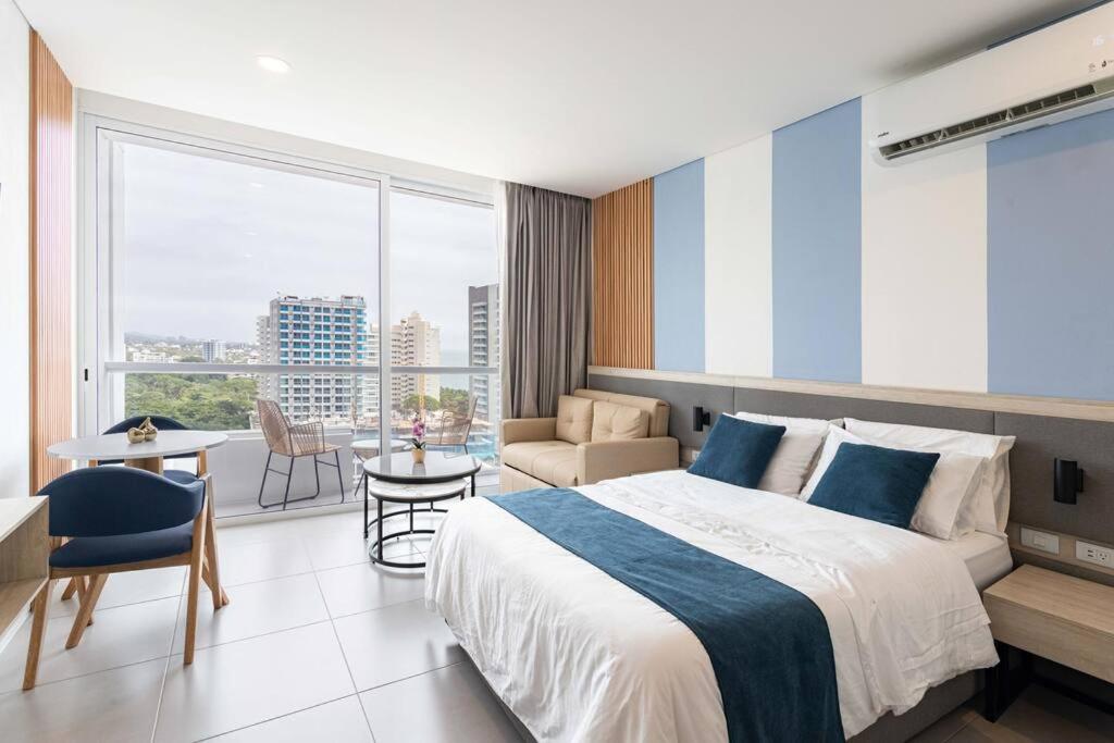 Luxury studio- hotel amenities