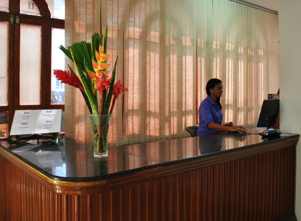 Hotel Majayura Sol