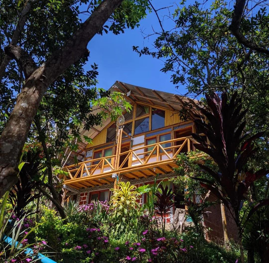 Eco Hotel Manu Viajeros