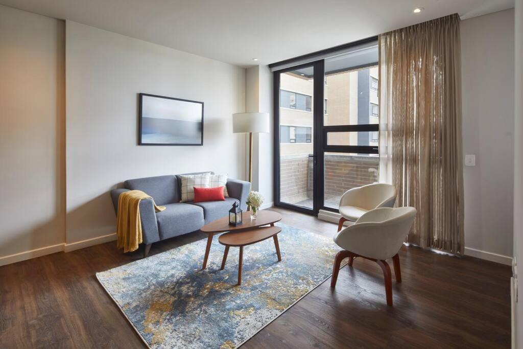 Caluce Apt 3C by Letoh
