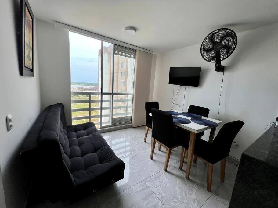 NUEVO APARTAMENTO CAMINANDO AL MALECÓN DEL RÍO, LINDO, MODERNO y CÓMODO