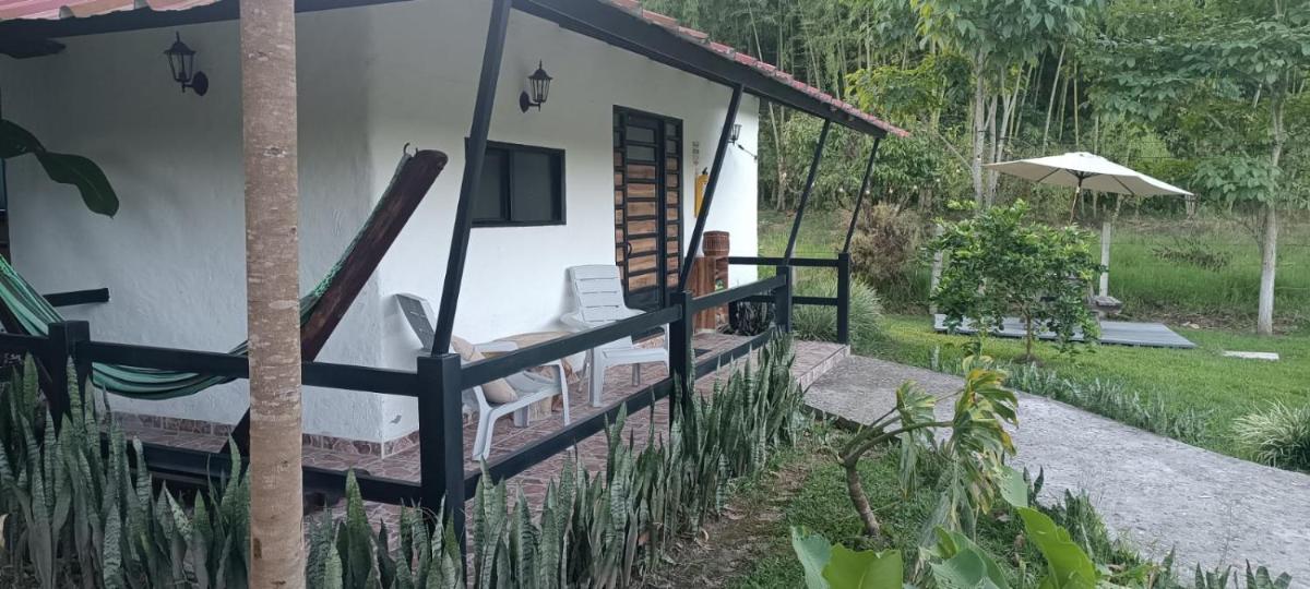 Hotel oBeja negra Muki