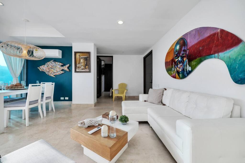 PortoV1403 Perfect Stay 2bed 1 bath-Beach access-Pool