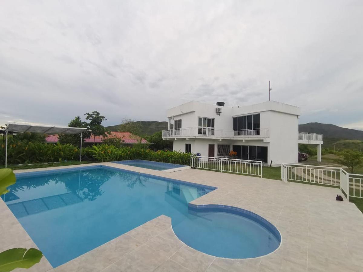 QUINTA RANCHO SANTIAGO CAMPESTRE capacidad 50 huéspedes