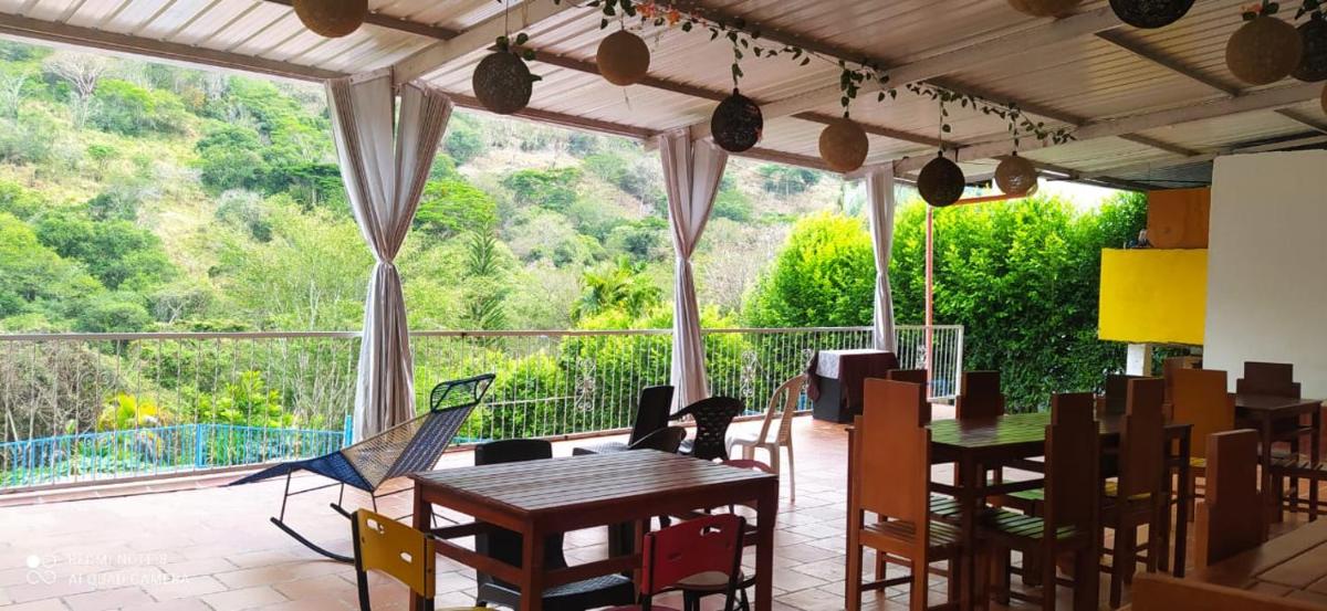 HOTEL VILLA CAMPESTRE Aventureros